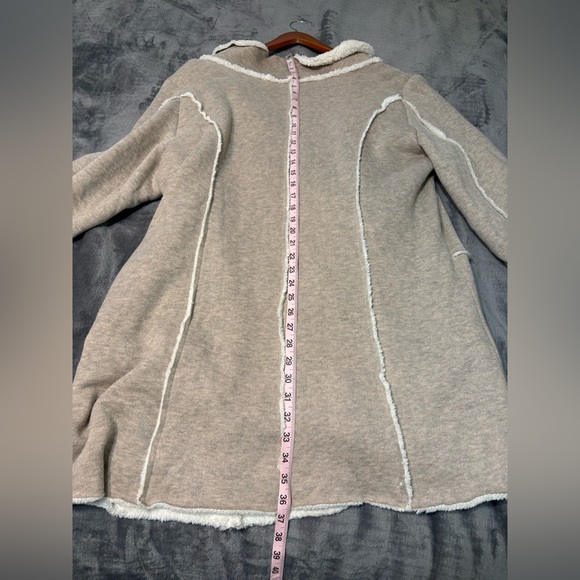 Monroe & Main Cozy Long Open Cardigan Faux Fur Lined Excellent Condition! - Picture 10 of 13